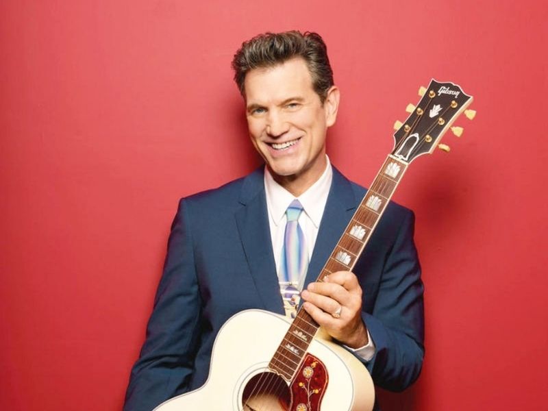 Chris Isaak & Lyle Lovett and His Large Band